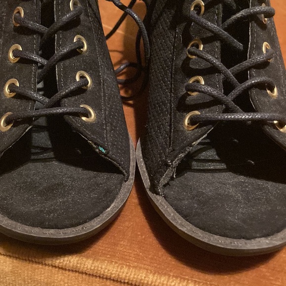 Open Toe Lace Up Ankle Boots - Picture 6 of 7